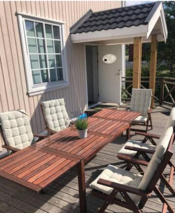Ferienwohnung Lys Og Sentral Leilighet Med Terrasse Og Hage Lillehammer Exterior foto