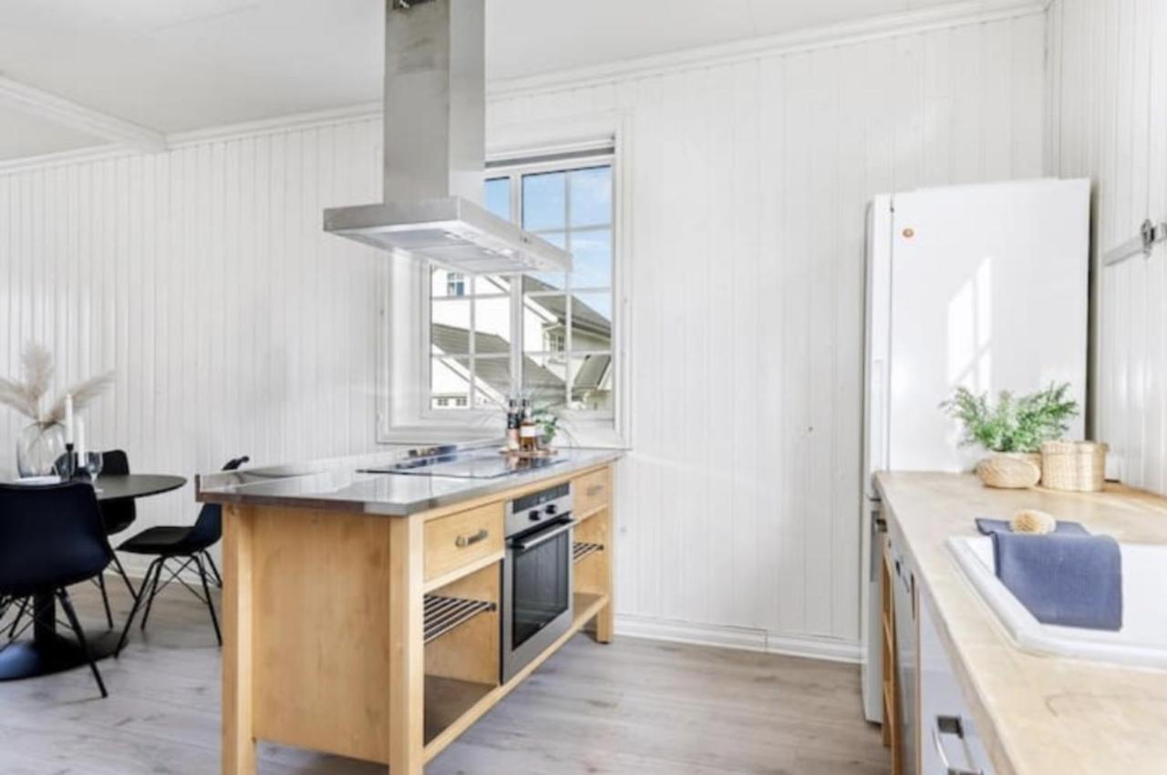 Ferienwohnung Lys Og Sentral Leilighet Med Terrasse Og Hage Lillehammer Exterior foto